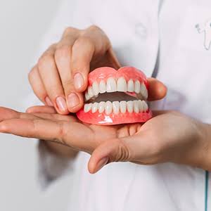 Complete Full Arch Denture
